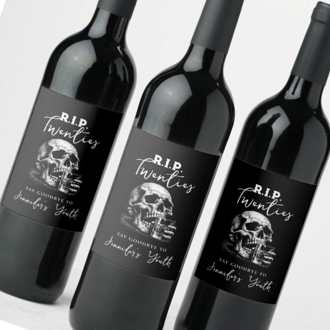 QEPD Etiqueta de vino de cumpleaños de Skull Whisk (Subido por el creador)