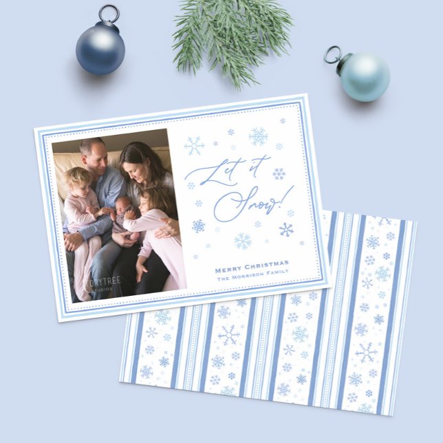 Que nieve, foto de navidad (Calligraphy Let It Snow photo Christmas Cards with regency stripes and snowflakes pattern reverse)