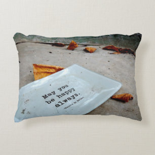 Que seas feliz siempre acento de almohada