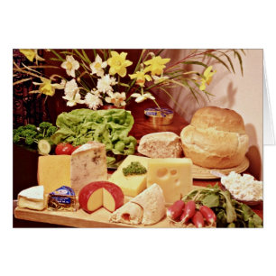 Quesos, con rábanos, lechuga, pan y daffé