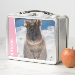 Quokka en la playa Australia, Niñas con acento ros