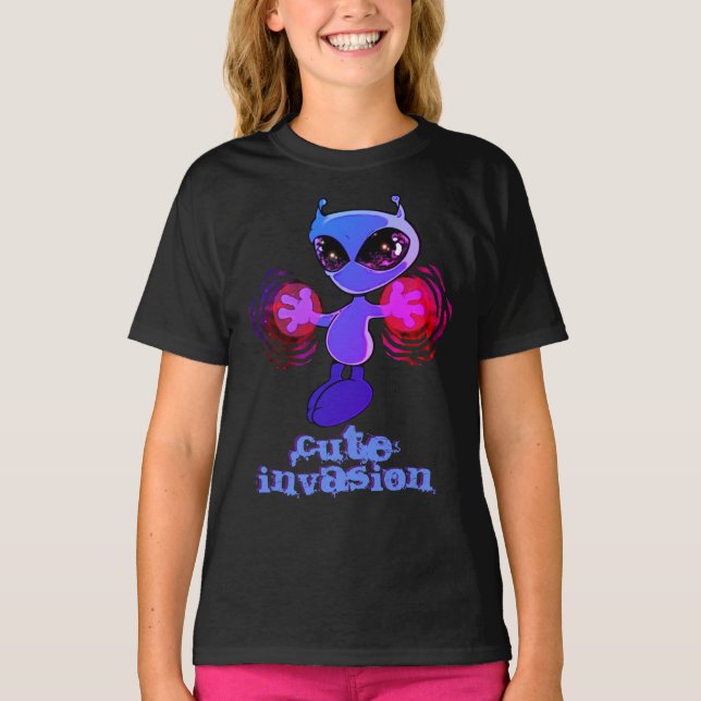 Qwiby: Camiseta para la invasión de Cute (Anverso)