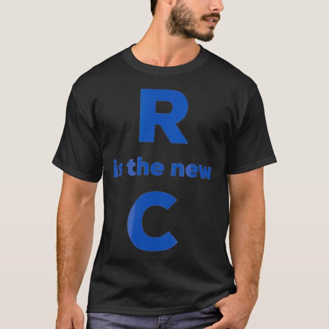 R es la nueva camiseta C A para desarrolladores en (Anverso)