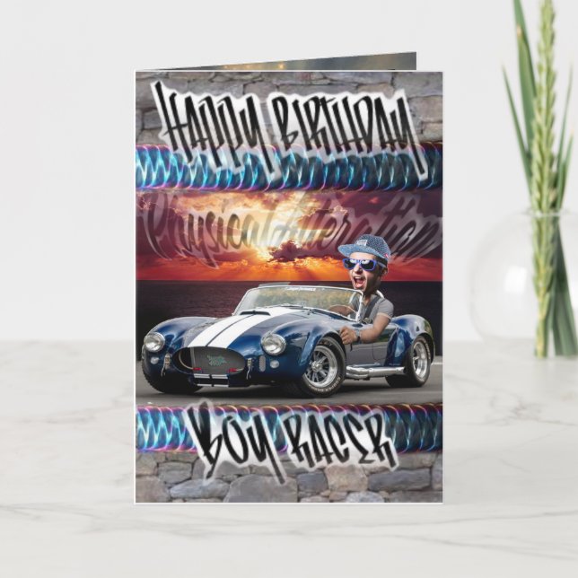 Racer de niño con tarjeta de cumpleaños (Anverso)