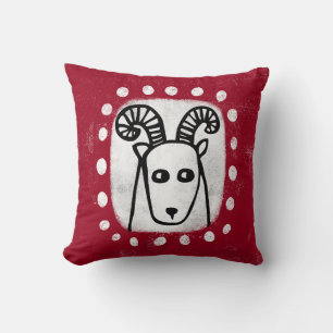 Ram De Oveja Graciosa En Cojín decorativo Rojo