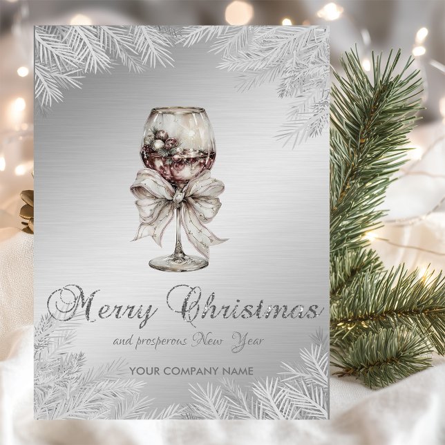 Ramas de árbol de Navidad con tazón de vino en pla (Subido por el creador)