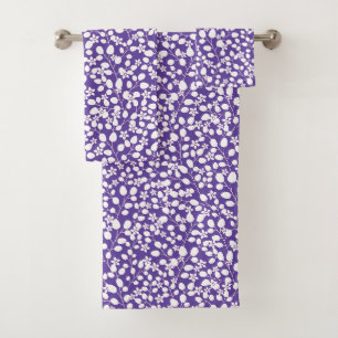 Ramas florales flores blancas violeta ultra