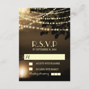 Ramas rusas iluminan las tarjetas RSVP de boda