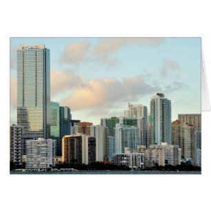 Rascacielos de Miami contra cielo despejado