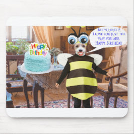 Ratón alfombrilla de ratón. Feliz cumpleaños. Perro de a