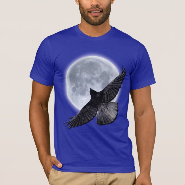 Raven negro volador abrazando la camiseta de la lu (Anverso)