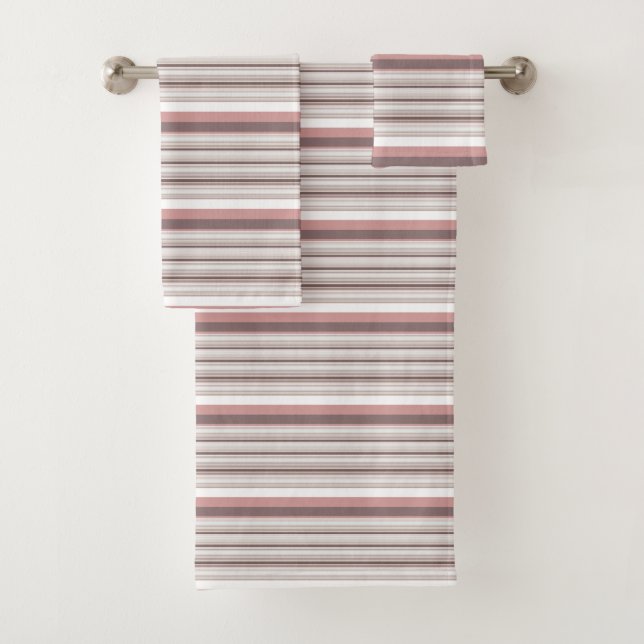 Rayas marrones blancos y cortas (In situ)