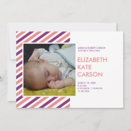 Rayas modernas anuncio de nacimiento púrpura rosa