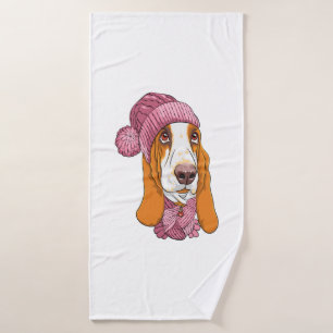 raza de perro Basset Hound en gorra de punto