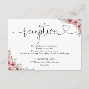 Recepción de Boda con Corazón Floral de Rosas en L