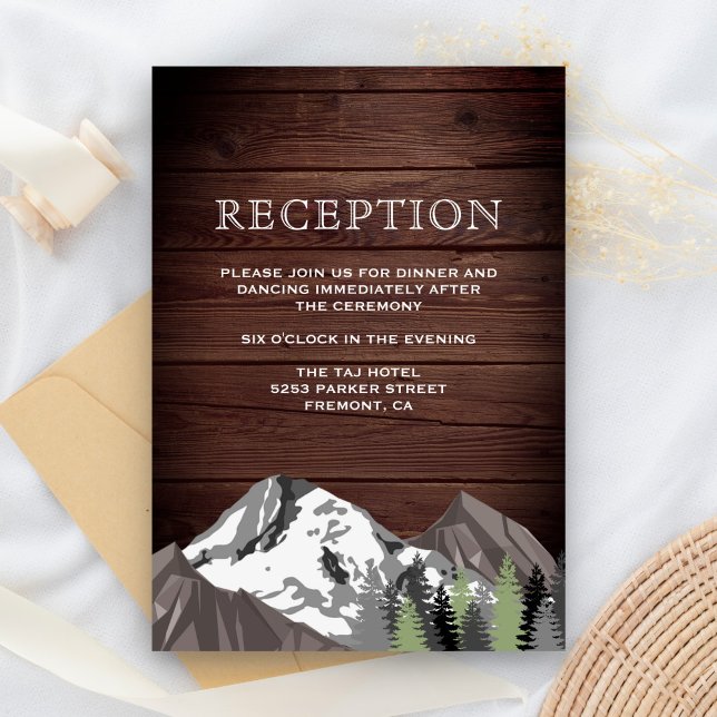 Recepción de boda en bosque de montaña de madera r (Subido por el creador)