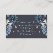 Recepción de Boda Moderna con Hojas Azules y Flor 