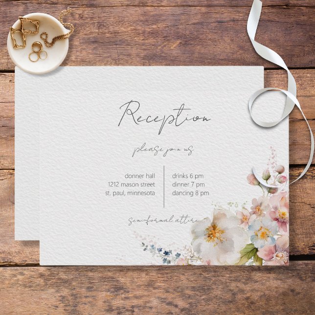 Recepción de Bodas Modernas Pastel Floral (Subido por el creador)