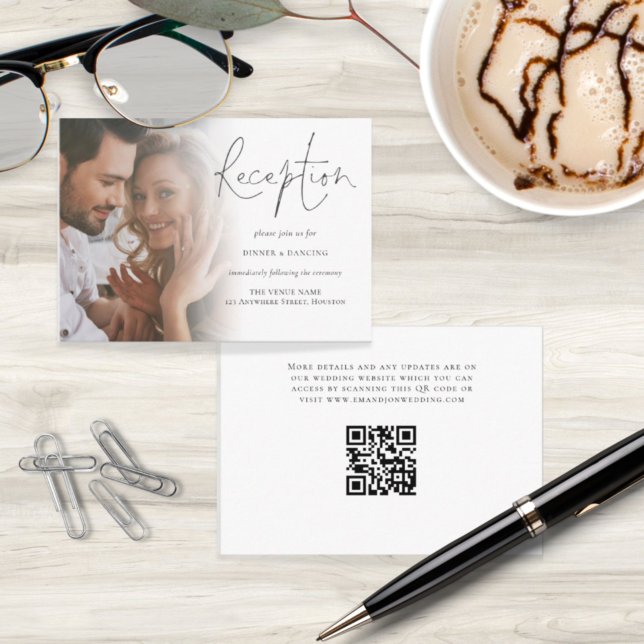 Recepción de casamiento de código QR con foto de s (Front and back view. )