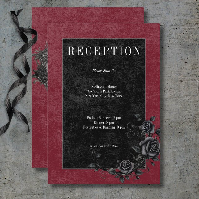 Recepción de vinos gótica de Rosas negros y negros (Gothic Black Raven & Black Roses Wine Reception Enclosure Card)
