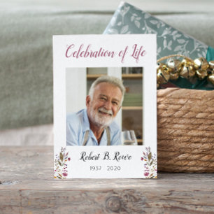 Recepción Tarjeta de oración funeraria con flores de borgoña