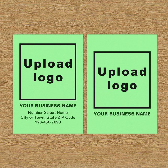 Recepción Tarjeta de presentación verde de luz de negocios (Build brand name awareness. Your business brand on light green enclosure card.)