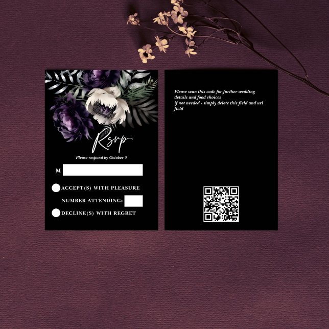 Recepción Tarjeta RSVP de peonías violetas oscuras de moody (Dark moody purple peonies wedding RSVP card gothic wedding rsvp modern qr rsvp)