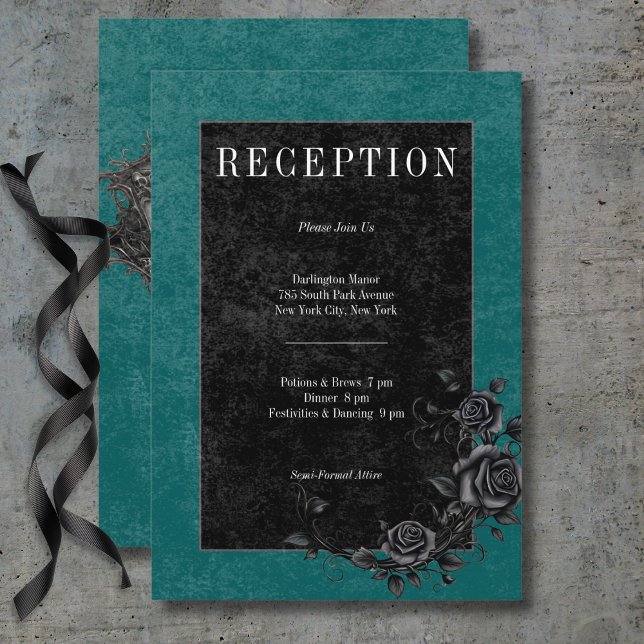 Recepción Verde azulada de Raven Negro Gótico y Ro (Gothic Black Raven & Black Roses Teal Reception Enclosure Card)