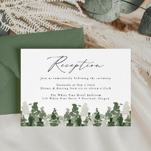 Recinto de recepción de boda en bosque de pino rús
