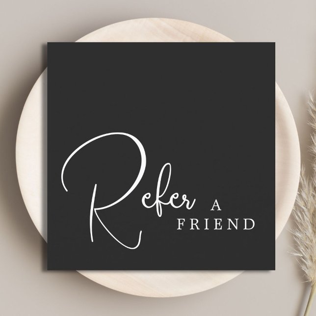 Recomendación Tarjeta de referencia simple y elegante en blanco  (Subido por el creador)