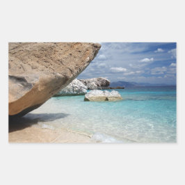Rectangular Playa de Cerdeña con grandes rocas pegatina rectan