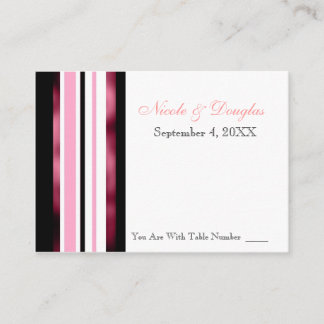Recuento de tarjeta de lugar de la mesa de recepci