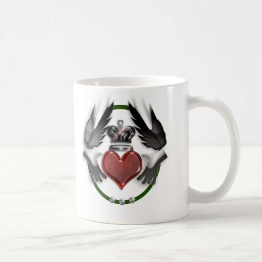 recuerdo del boda del corazón del claddagh taza de café