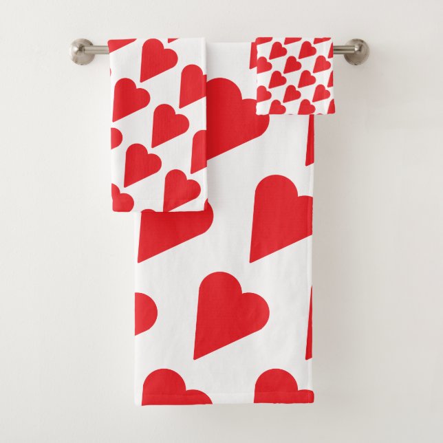 red heart towel set (In situ)