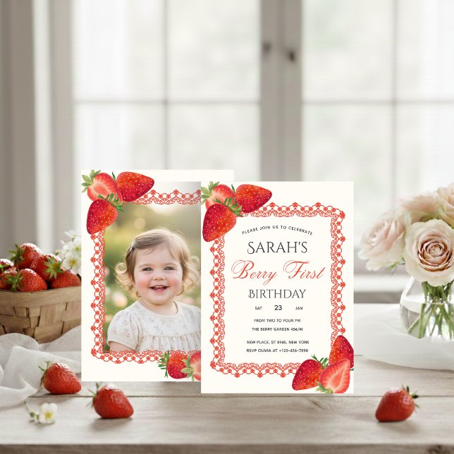 Red Lace Berry First Birthday Photo Invitation (Subido por el creador)