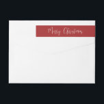 Red Merry Christmas Return Address<br><div class="desc">Un simple y moderno ajuste navideño alrededor de la etiqueta de la dirección de retorno que presenta Feliz Navidad en tipografía de escritura blanca en un oscuro fondo rojo. Añada este detalle especial a sus envíos de correo de vacaciones.</div>