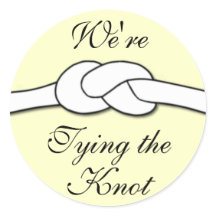 Amarrando al Pegatina Knot