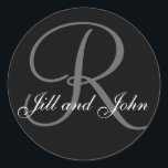 Redonda Apellido R inicial más el pegatina negro de los<br><div class="desc">Apellido R inicial más el pegatina negro de los nombres
¡Beneficiario de un premio rojo de la cinta!</div>