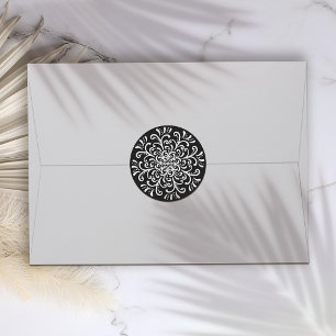 Redonda Blanco caprichoso sobre el Pegatina florido negro