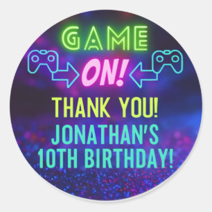 Redonda ¡JUEGO EN MARCHA! Pegatina de Neon Gaming – Cumple