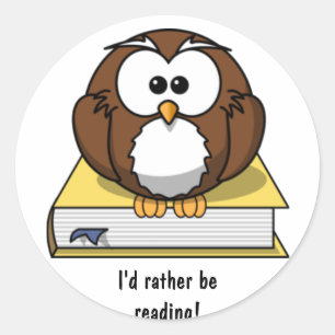 Redonda Leyendo Pegatina de búho Personalizado
