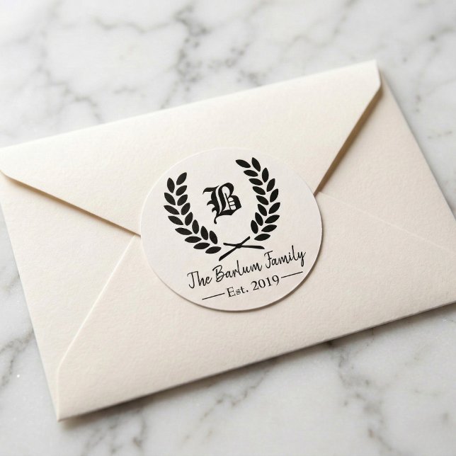 Redonda Nombre de familia personalizado Monograma Pegatina (Custom Family Name Monogram Classic Round Stickers)