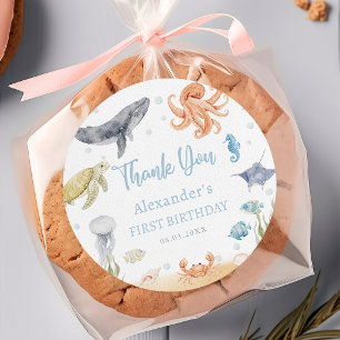 Redonda Pegatina de cumpleaños de animales del océano bajo