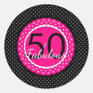 Redonda Pegatina de cumpleaños de Hot Pink y Black 50 & Fa