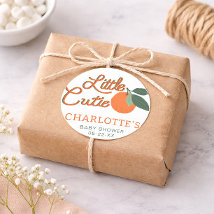 Redonda Pegatina de Favor de Baby Shower Little Cutie Clem