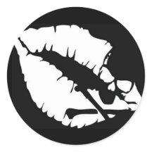 Pegatina de la ronda del beso de la muerte