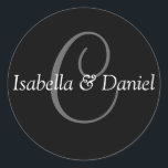 Redonda Pegatina de precinto del Boda Monograma C<br><div class="desc">Los Regalos de Monograma tienen una enorme selección de sellos de correo USPS personalizables, pegatinas de sello para sobres, tarjetas de felicitación, camisetas, gorras, botones, imanes y mucho más. Estos monogramas son geniales para enviar invitaciones a bodas, invitaciones a la Fiesta del Aniversario, anuncios de graduación y fiestas de cumpleaños...</div>