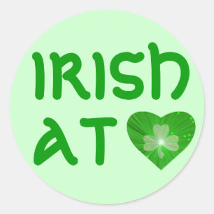 Redonda Pegatina de Shamrock Heart "Irish at Heart"
