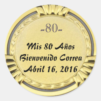 Redonda pegatina o sticker de medalla dorada cumpleaños