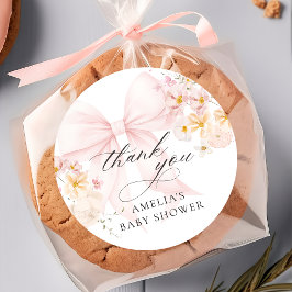 Redonda Pegatina para Baby Shower Baby In Bloom con Lazo R